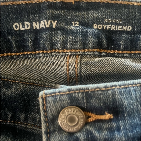 Old Navy Mid Rise Boyfriend Ankle Jeans - Size 12 - Picture 5 of 6